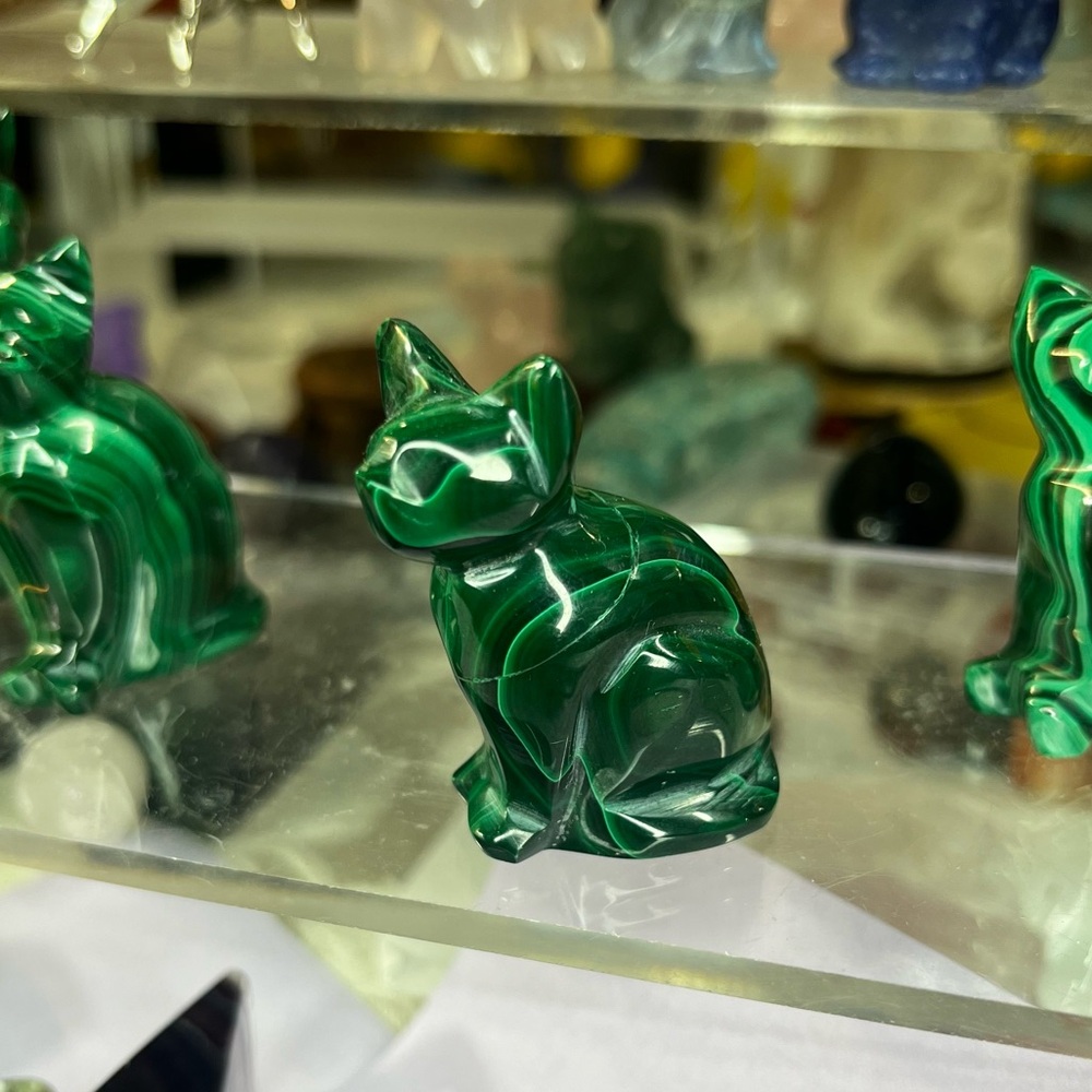Malachite Crystal Cat Carving